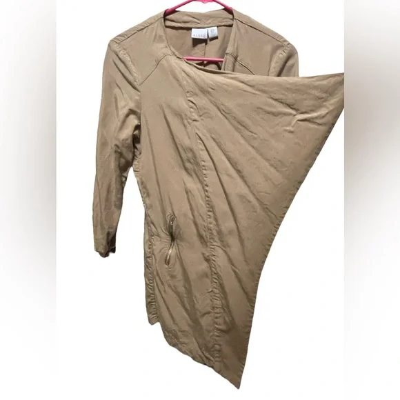 Kenar Drape Front Jacket - Picture 2 of 5